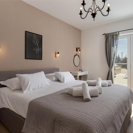 Villa Mediterra Prima Нин Экстерьер фото