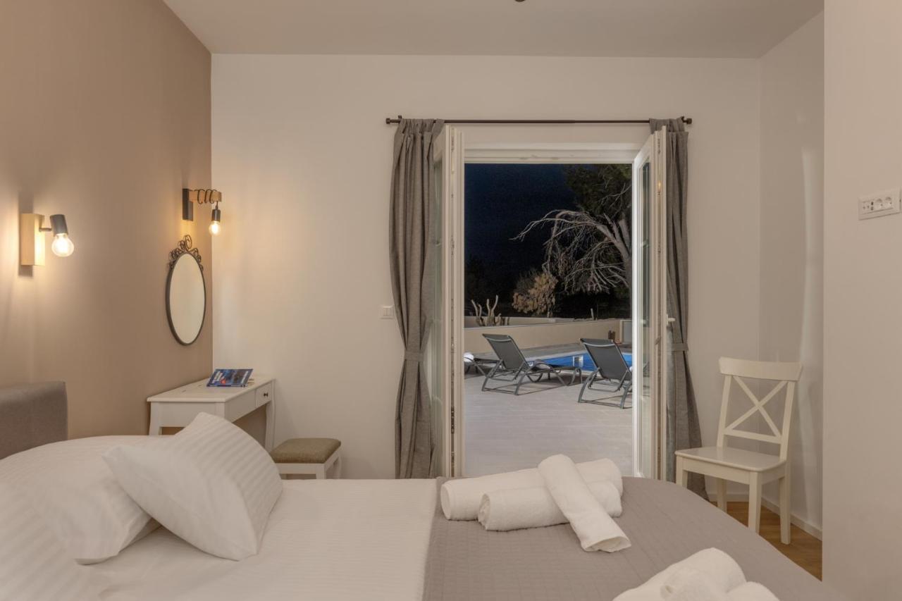 Villa Mediterra Prima Нин Экстерьер фото