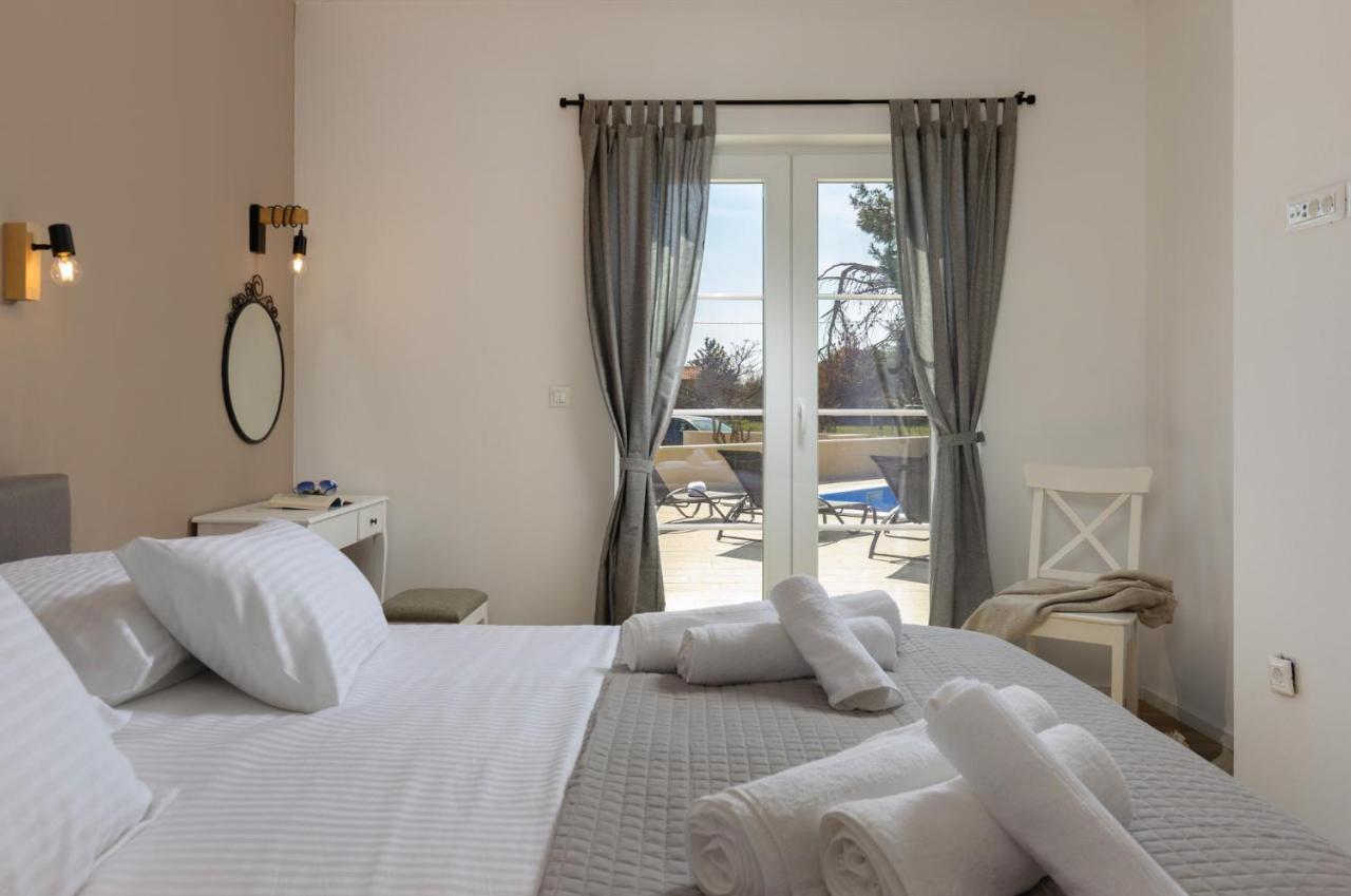 Villa Mediterra Prima Нин Экстерьер фото