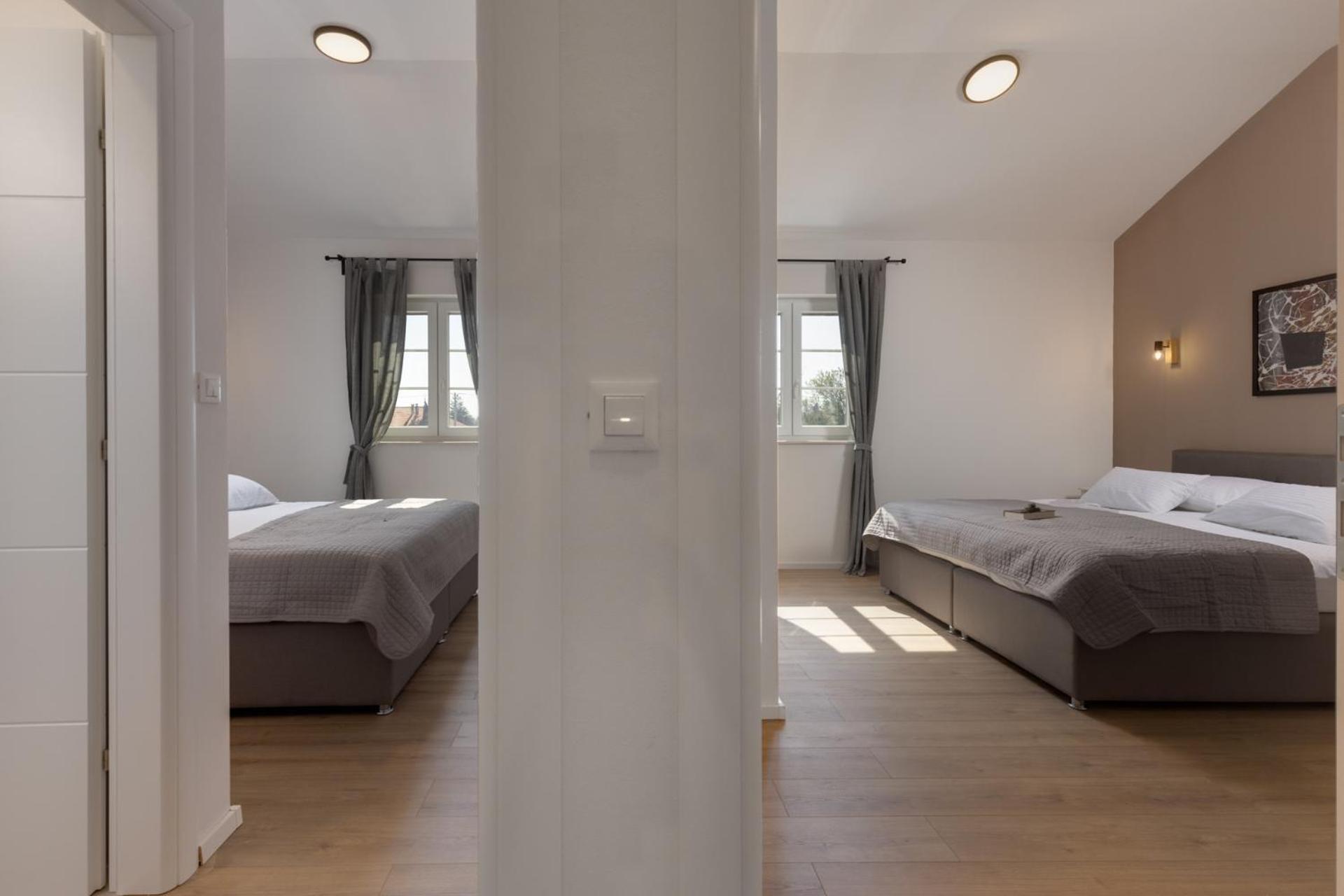 Villa Mediterra Prima Нин Экстерьер фото