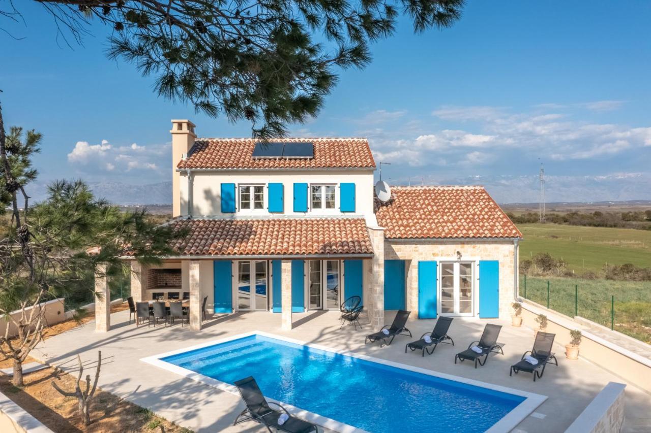 Villa Mediterra Prima Нин Экстерьер фото